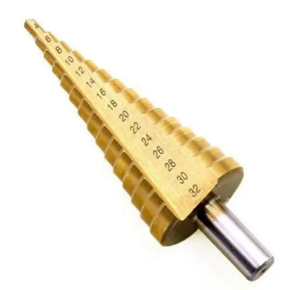 Свердло ступінчасте 4-32 mm, круглий хвостовик, висота сходинки - 6mm, сталь Р6М5